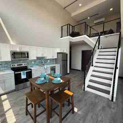 Downtown Penthouse Loft Others