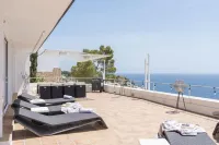 WONDERFUL VILLA SURROUNDED BY NATURE WITH PANORAMIC SEA VIEW