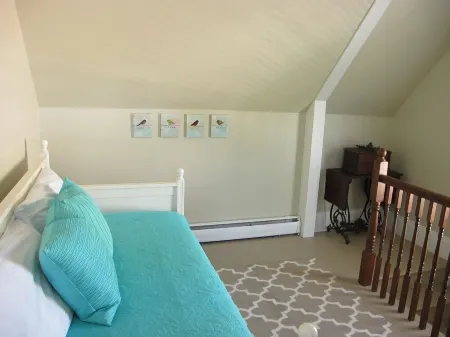 Beautifully restored 4-bedroom sea captain's house with water views, STR25-57