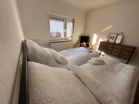 Peace and nature with space for 6 people, garden, terrace and garage in the valley Hotels in Weilburg