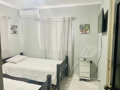 Lovely 3 bed-room condo wl pool  호텔