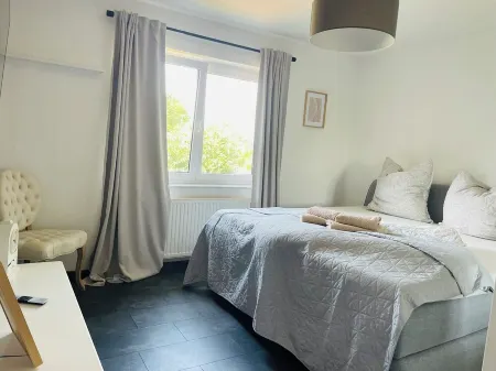 Ferienhaus Seenah. 5 Min zum Hainer See - Eigene Fewo - Ideal für 4 Personen -