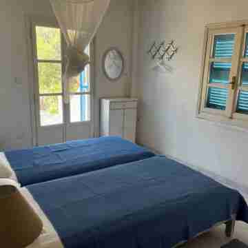 Beautiful house on Paros with amazing sea view Rooms