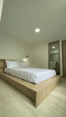 Modern Spacious 3-bedroom apartment with fitness room, WiFi in charming Sabaneta