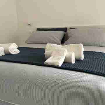 Cozy apartment clean and very bright equipped with all the comforts Rooms