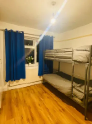 Cosy Double room - 2 guests -Close to central London-5minsHarrow and Wealdstone