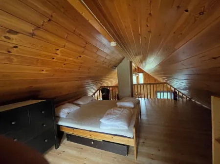 Lovely 4-bedroom cabin with WiFi in Østfold and short distance to the sea