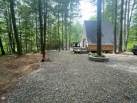 THE LILLIPAD.Off-grid A frame. Sebago lake region! Hotels in Standish