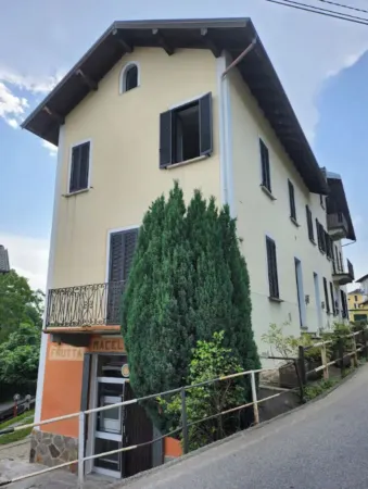 1 Bedroom Apartment in Miazzina Отели в г. Miazzina