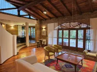 Espectacular casa en exclusivo  barrio privado