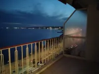 Seafront 50 m2 6th and last floor