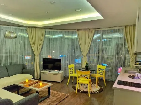 Urban Vibe Apartments Deluxe Studio