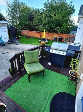 Brayton Point Beach Bungalow in Somerset Massachusetts Отели в г. Сомерсет