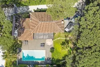 St-Tropez villa 5 Bedroom route des plages Hotels in Gassin