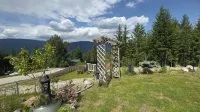 Cozy Country Retreat at the Baker Ranch. Pet Friendly with a Pet Fee. Lake View.