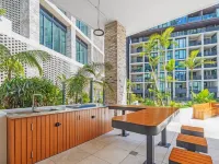 Olympic Park Stylish 2BR | Walk to stadium | Pool & Gym Hotels in Lidcombe