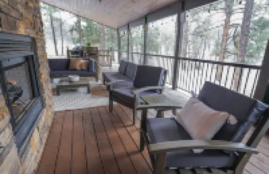 Luxury Cabin for all ages in charming Show Low!