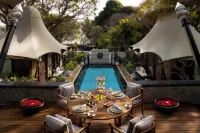 The Leela Palace Udaipur - Luxury