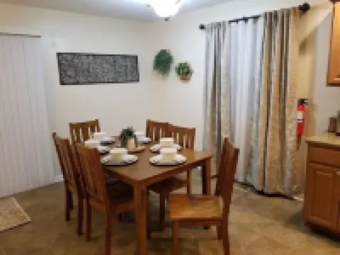 Lyle and Taylor present-Spacious Private Apt