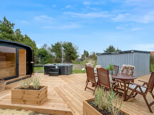 "Heike" - 700m to the Fjord