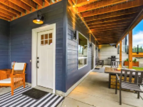 ホロウ ファーン リトリート ブレインのホテル