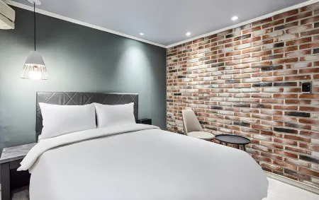 Hotel WO Yongsan Station