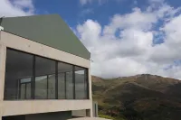 Silken Mezio National Park  호텔