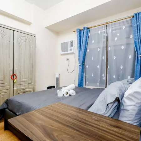 1 BR Vacation Rentals in Pasay, View, Pool, PetFriendly