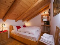 Cottage in Bellamonte with hot tub