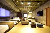 Alphabed Okayama Momotaro-Dori - Apartments