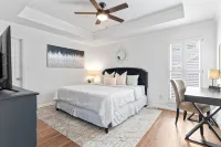 The Best of Huntsville: Mountain View & Attraction.