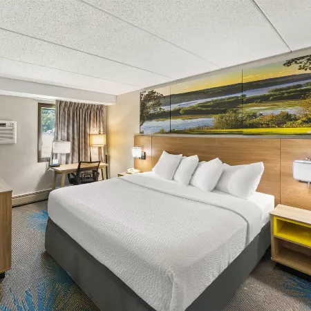 Days Inn by Wyndham Winona