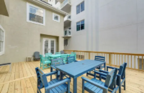 Clearwater Beach Hideaway Walkable Location!