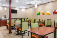 Quality Inn & Suites - breakfast