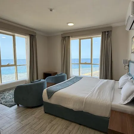SEA VIEW HOTEL