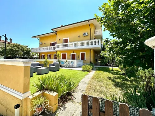 B&B Mariposa Hotels in Loreto Aprutino