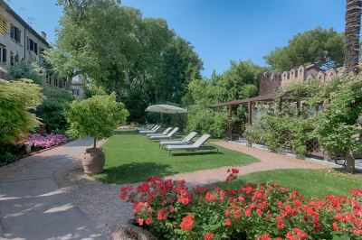 庭 グランド ホテル デイ ドージ ザ デェディカ アンソロジー オートグラフ コレクションの写真