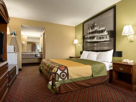 Super 8 by Wyndham Hattiesburg North/University Area