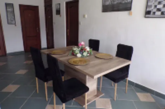 Apartment Sleeps 4 With Private Pool