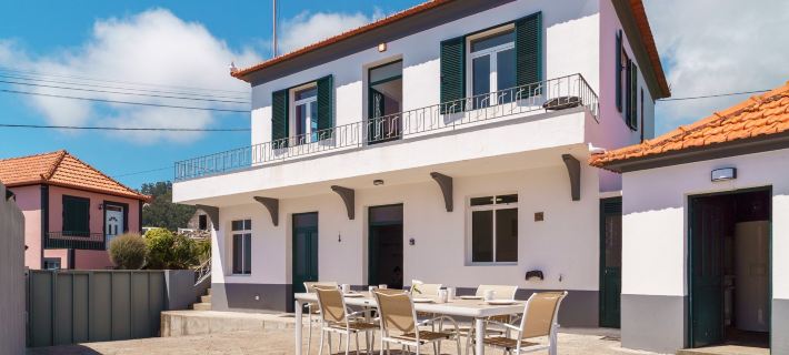 GuestReady - Escape with Ocean and Mountain Views Hotels in Calheta