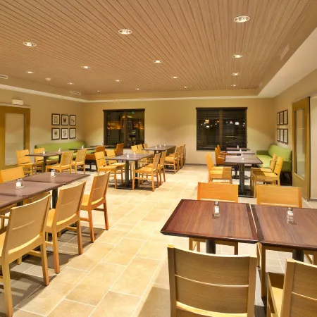 Country Inn & Suites by Radisson, Clarksville, TN