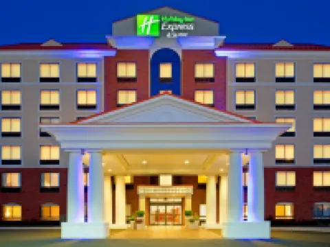 Holiday Inn Express & Suites ALBANY AIRPORT AREA - LATHAM by IHG Hotels in Latham