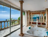 La Chèvre d'Or - Hot Tub