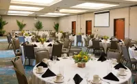 Holiday Inn PEARL - JACKSON AREA by IHG - breakfast