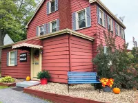 Buckeye Bungalow-Charming 2-bedroom apartment in Youngstown
