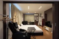 The Peak Villa Suite Hokkaido Hotels in Higashikawa