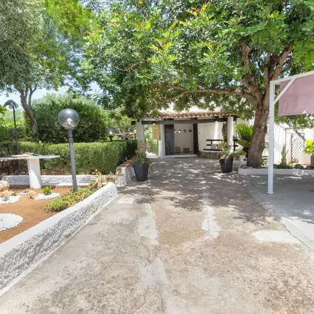 Domo Anghèleda - Detached with large garden, a few minutes from the sea