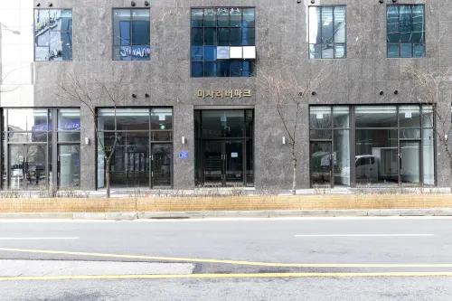 Hanam River Park Hotel Hotels in Hanam