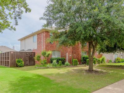 Family Friendly Spacious Home with Backyard Pool by Redawning