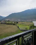 Leo Hotel - Mountain view